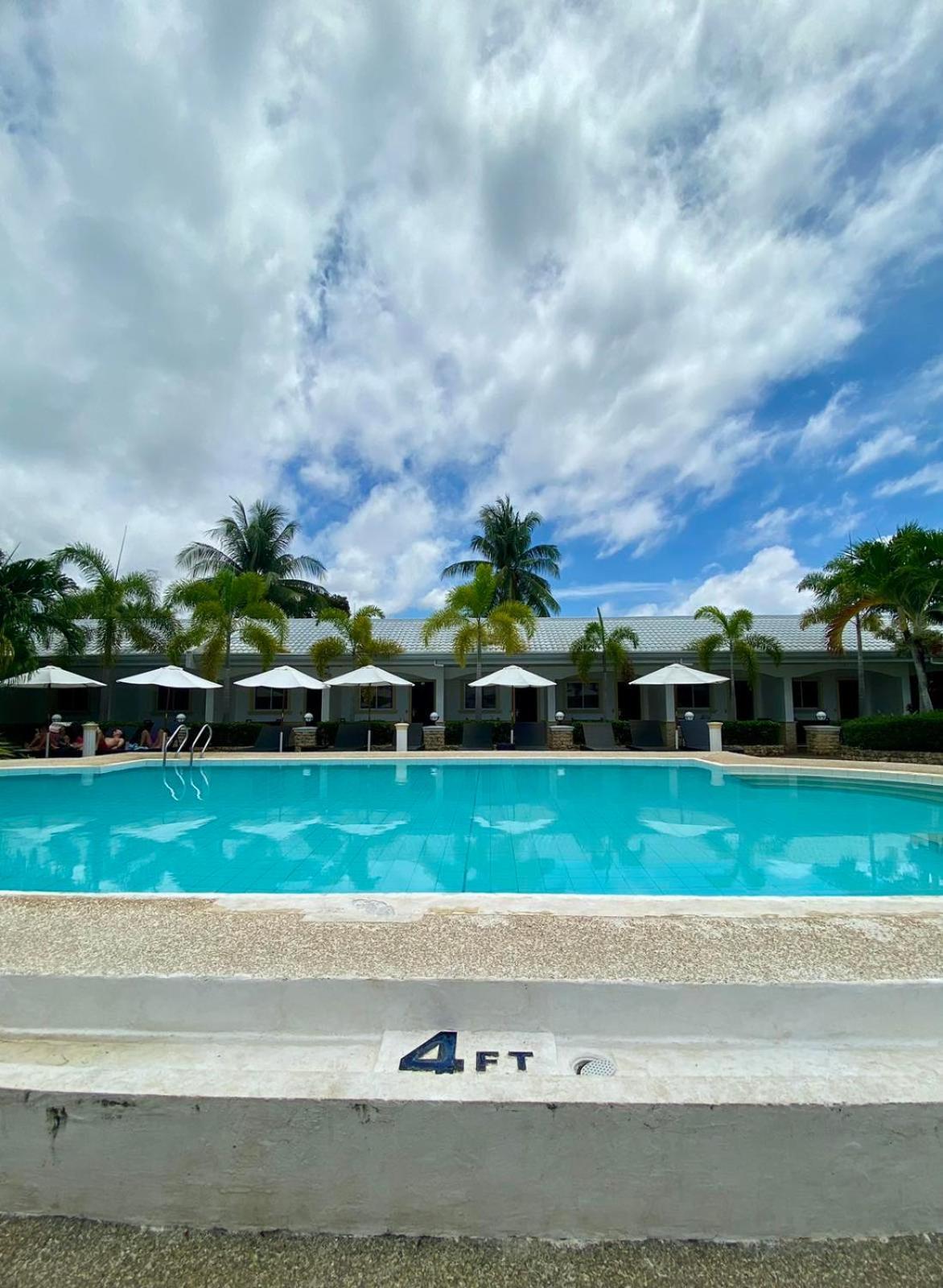 Panglao Regents Park Resort Exteriér fotografie