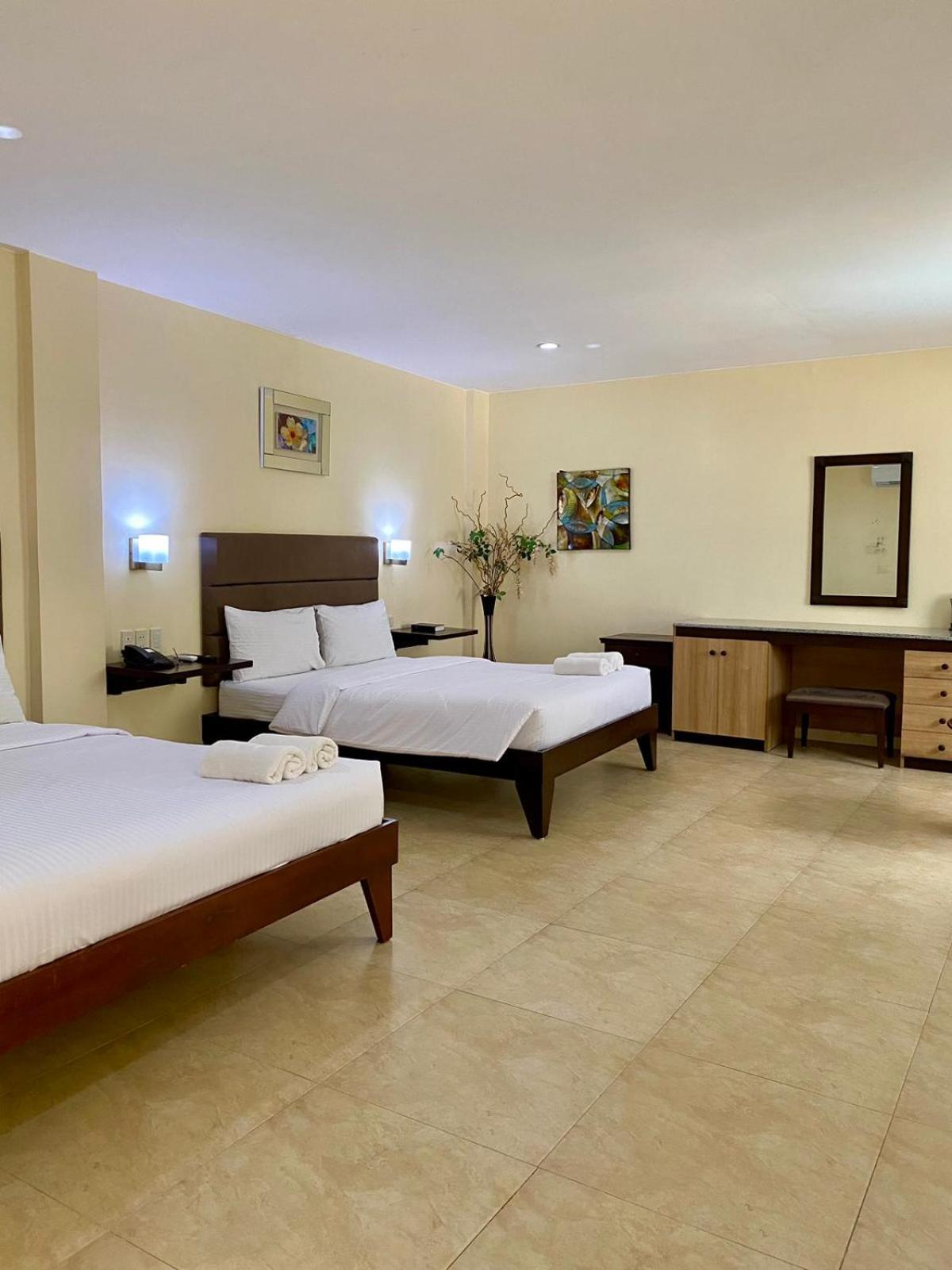 Panglao Regents Park Resort Exteriér fotografie