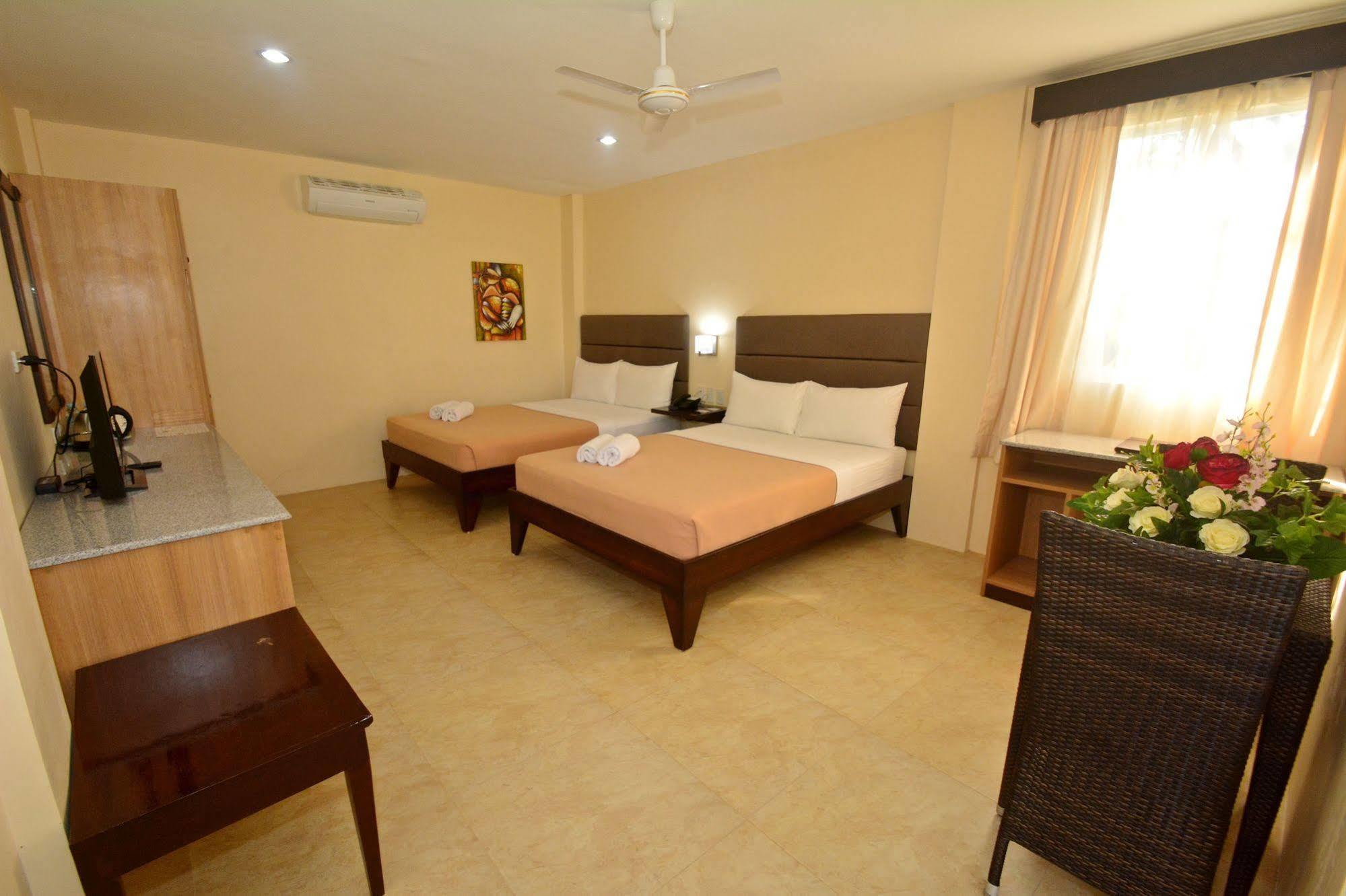 Panglao Regents Park Resort Exteriér fotografie